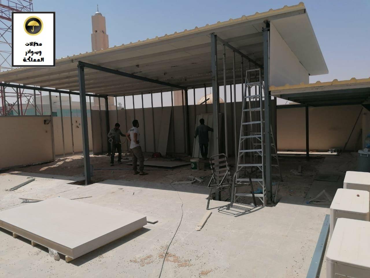 خطوات تركيب سقف ساندوتش بانل