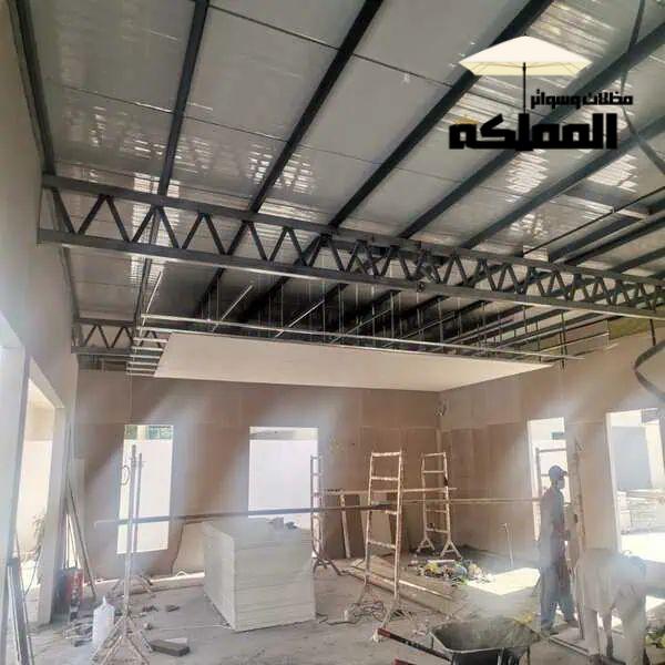 الساندوتش بانل في الرياض: تقنية حديثة تجمع بين الجودة والاقتصاد