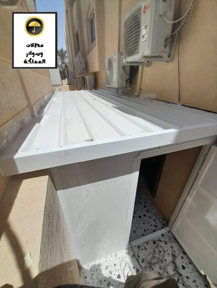 الساندوتش بانل في الرياض